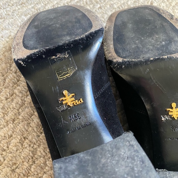 PRADA BLACK SQUARE BULKY TOE BLOCK HEEL ANKLE SUEDE BOOTS 39.5 - Picture 10 of 14